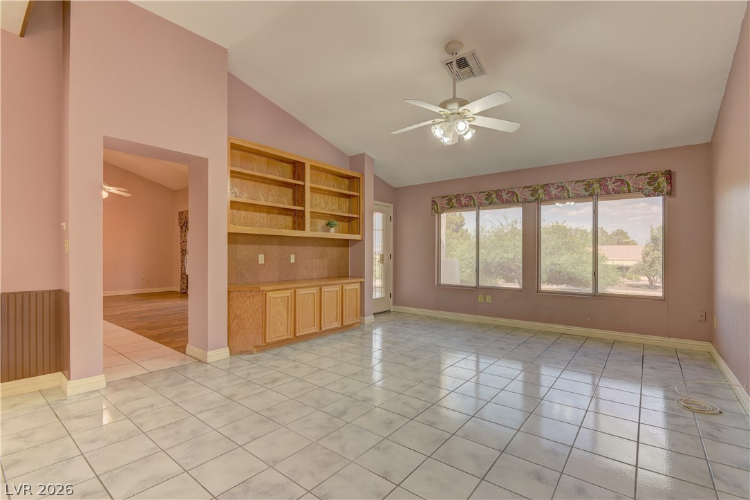 Photo 7 of 32, 2516 Highvale Drive