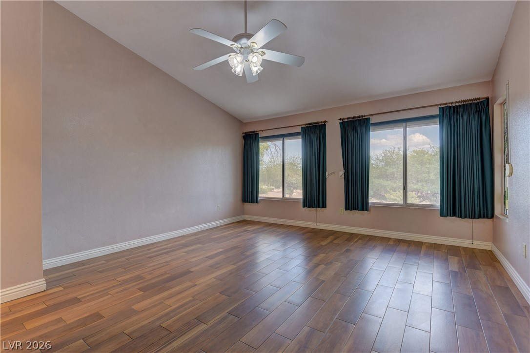 Photo 13 of 32, 2516 Highvale Drive