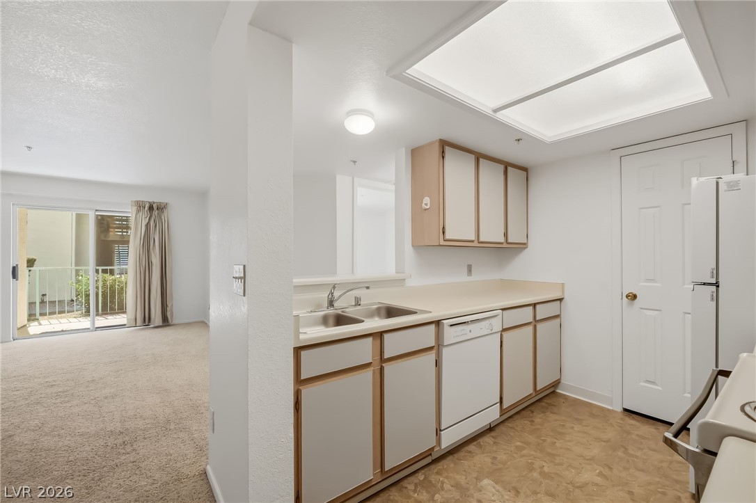 Photo 11 of 42, 3550 Bay Sands Drive #1059