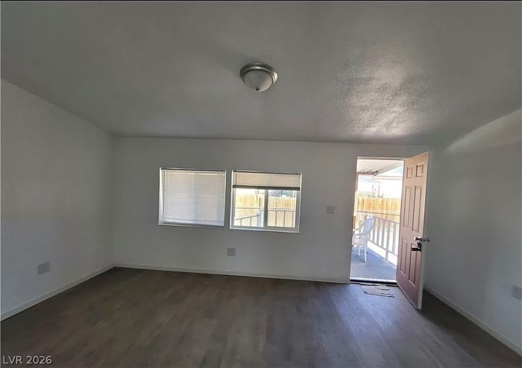Photo 6 of 31, 6061 Judson Avenue