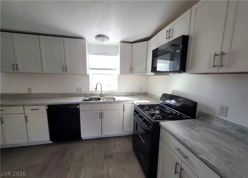 Photo 8 of 31, 6061 Judson Avenue
