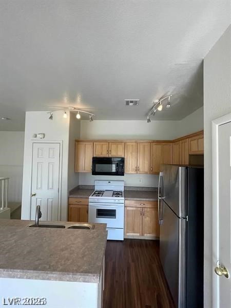 Photo 26 of 74, 6316 BEIGE BLUFF Street #201