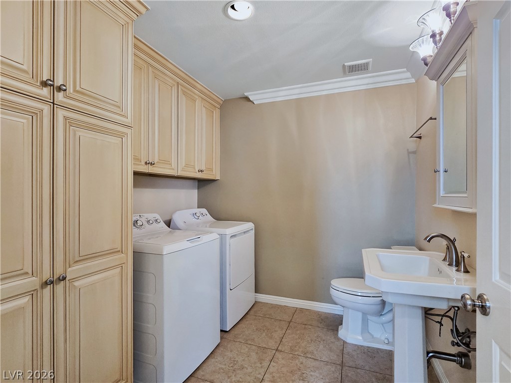 Photo 13 of 47, 3181 Bel Air Drive