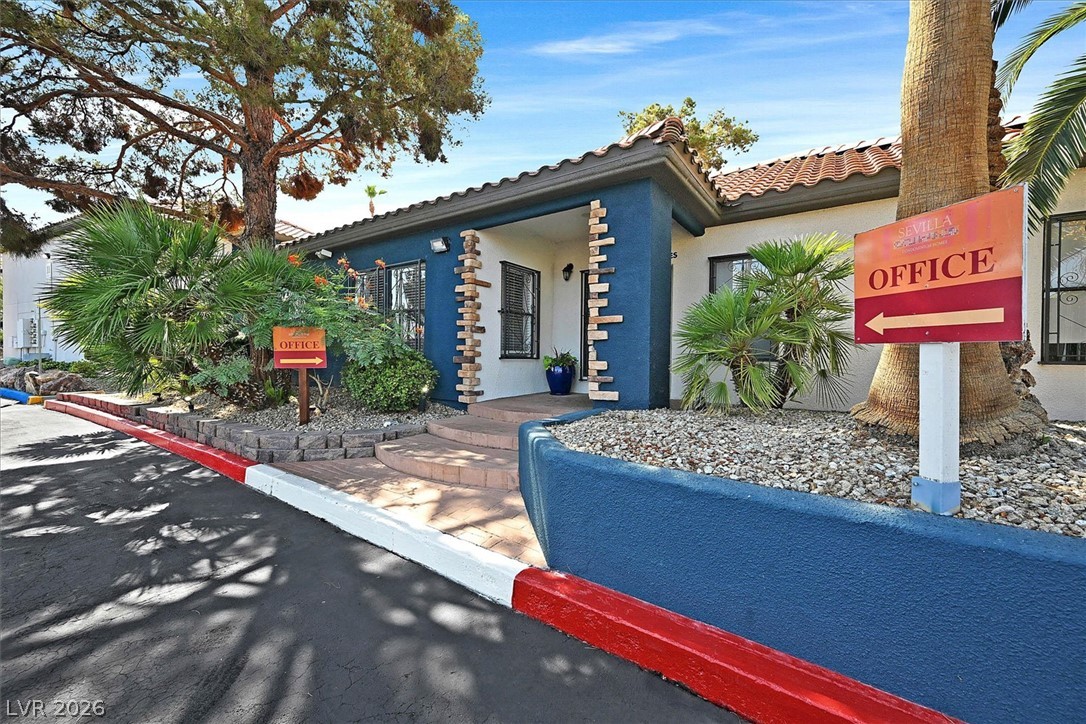 Photo 18 of 21, 3135 S Mojave Road #156
