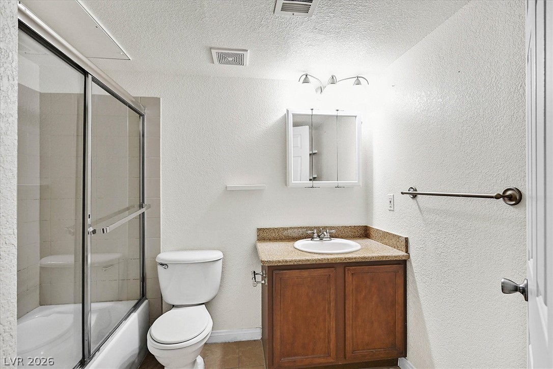 Photo 11 of 21, 3135 S Mojave Road #156