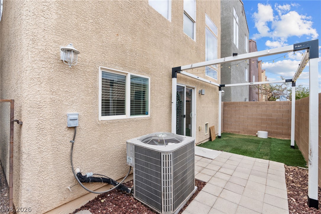 Photo 42 of 48, 9354 Hosner Street
