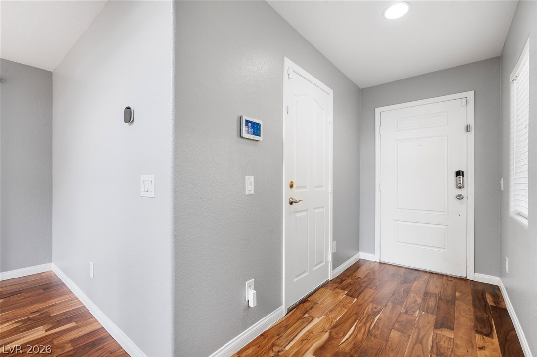 Photo 6 of 48, 9354 Hosner Street