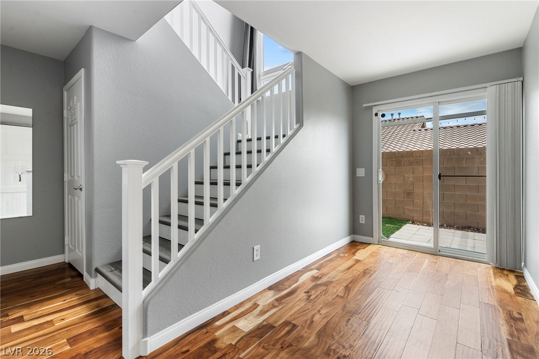 Photo 9 of 48, 9354 Hosner Street