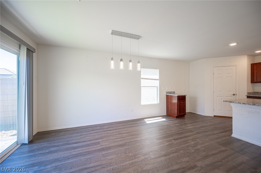 Photo 6 of 45, 5548 Anshan Street