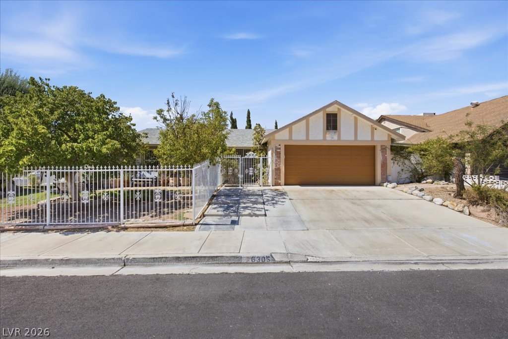 6305 Arcadia Avenue, Las Vegas