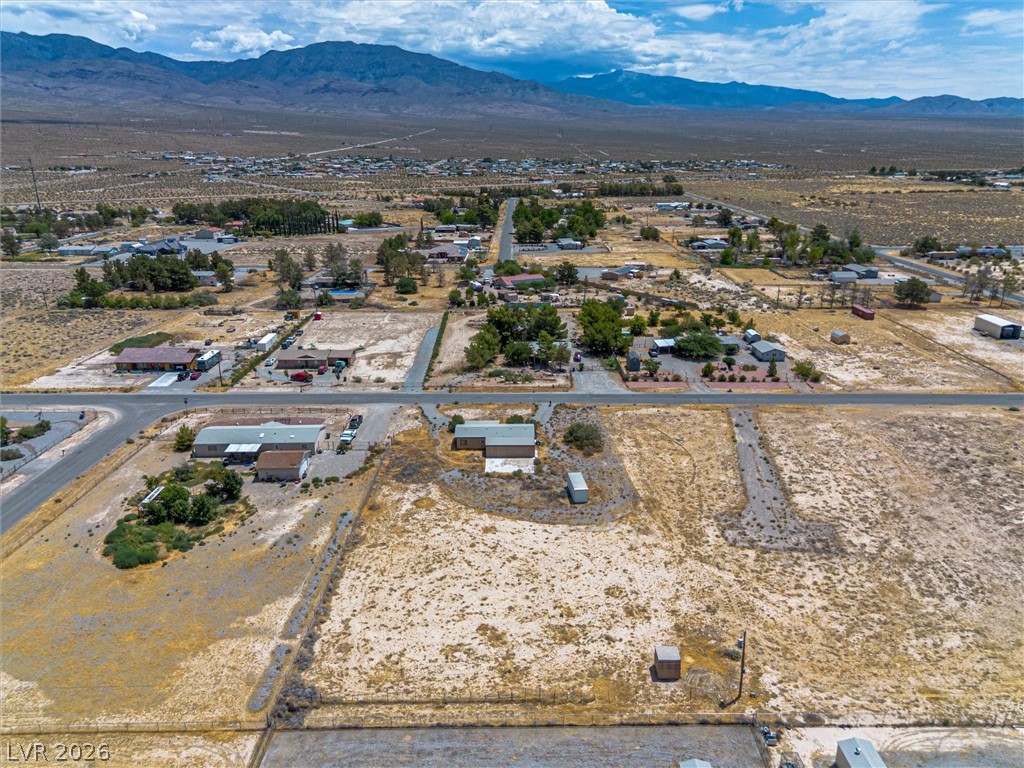 Photo 40 of 49, 5610 Tecopa Street