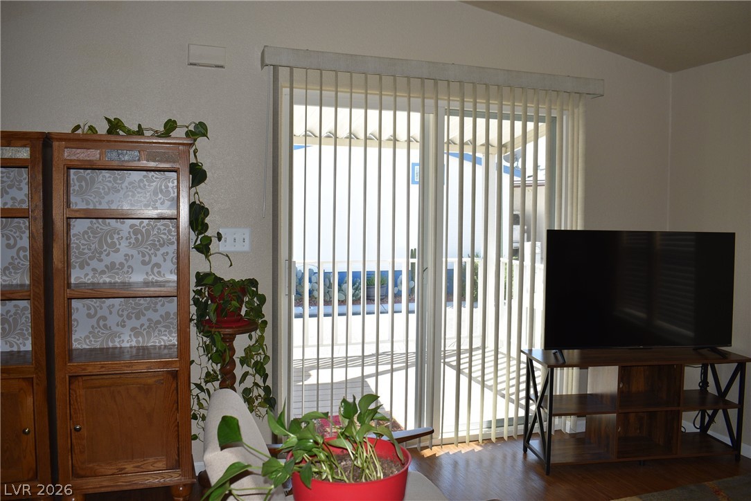 Photo 6 of 50, 781 Montecito Drive