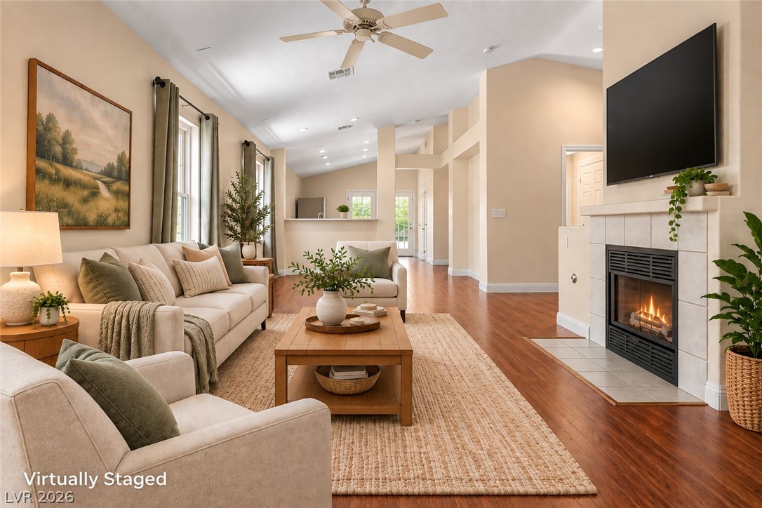 Photo 6 of 37, 8609 Majestic Pine Avenue
