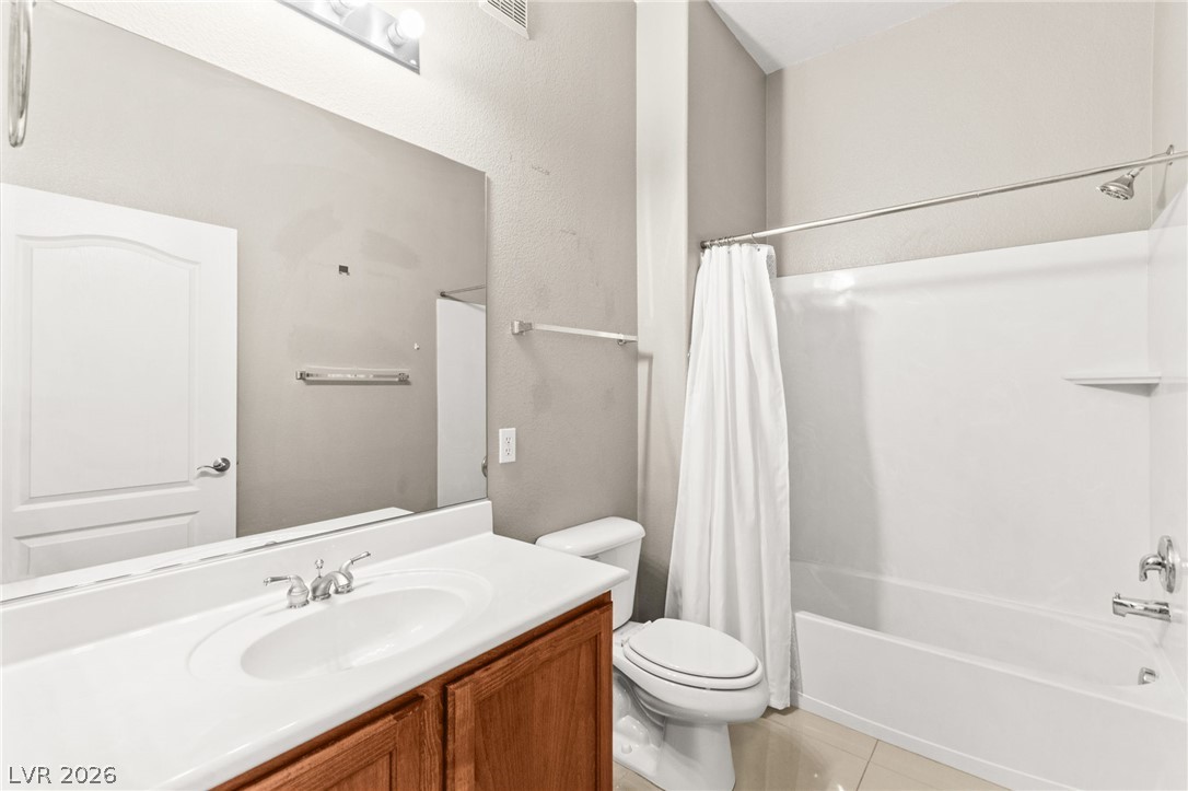 Photo 33 of 43, 8805 Jeffreys Street #1114