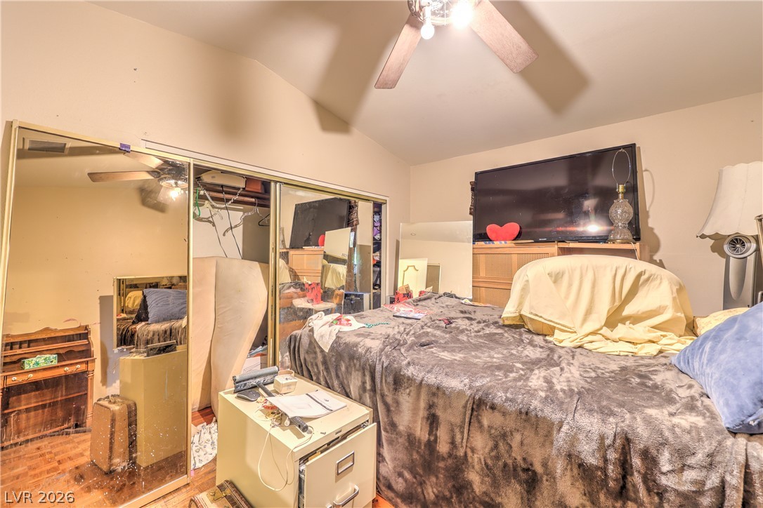 Photo 26 of 42, 5301 Reiter Avenue