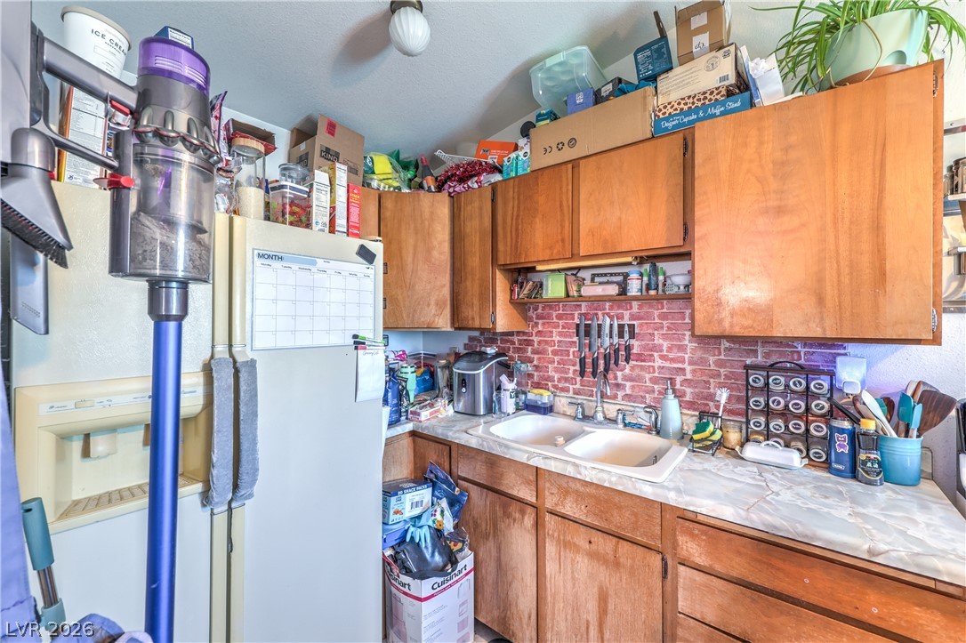 Photo 29 of 42, 5301 Reiter Avenue