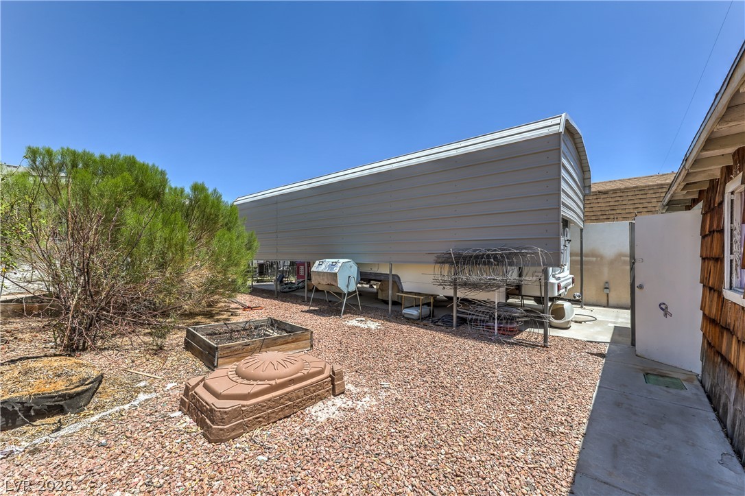 Photo 41 of 42, 5301 Reiter Avenue