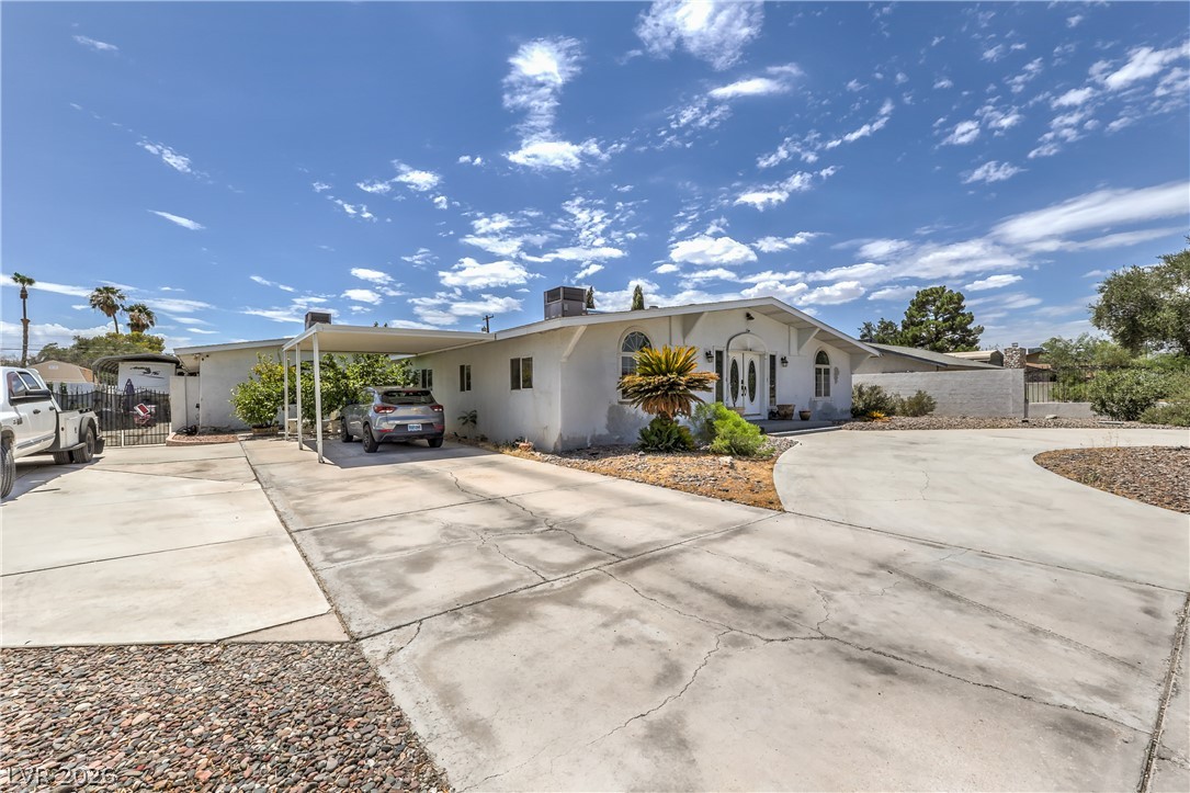 Photo 4 of 5301 Reiter Avenue