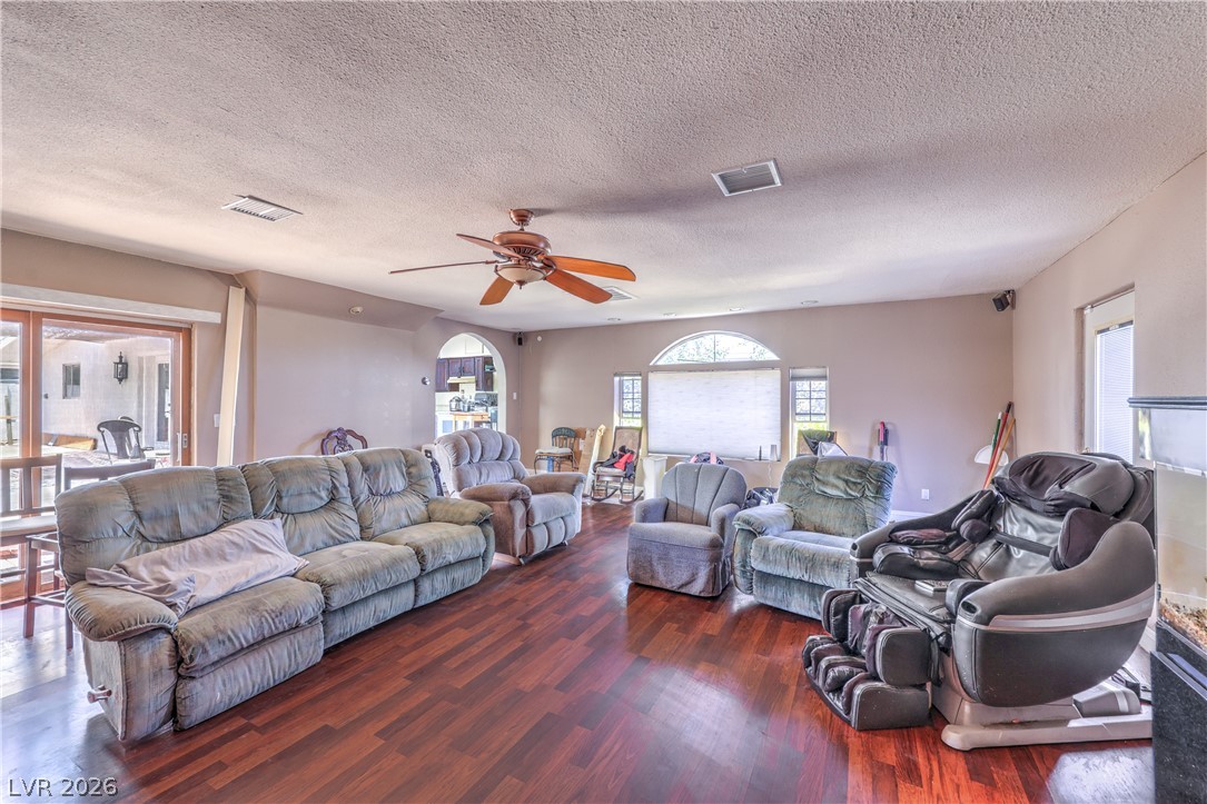 Photo 15 of 42, 5301 Reiter Avenue