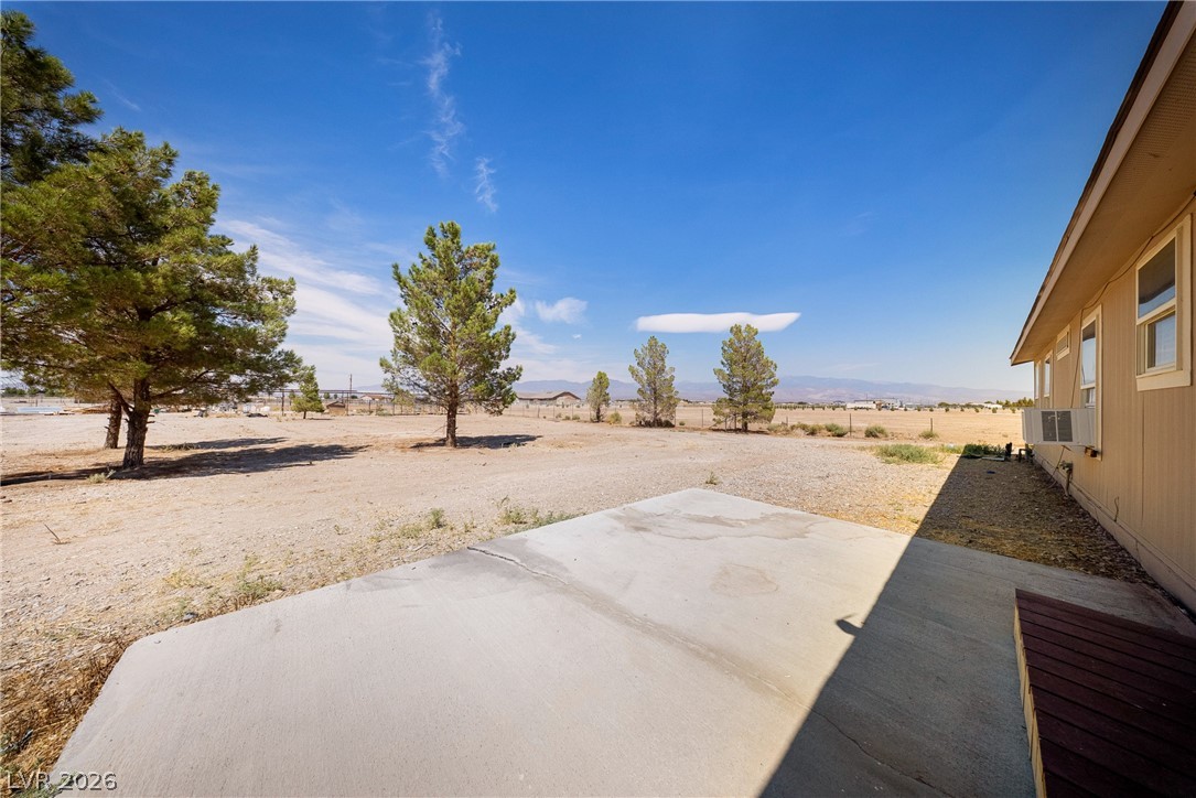 Photo 31 of 37, 2600 W Gamebird Road
