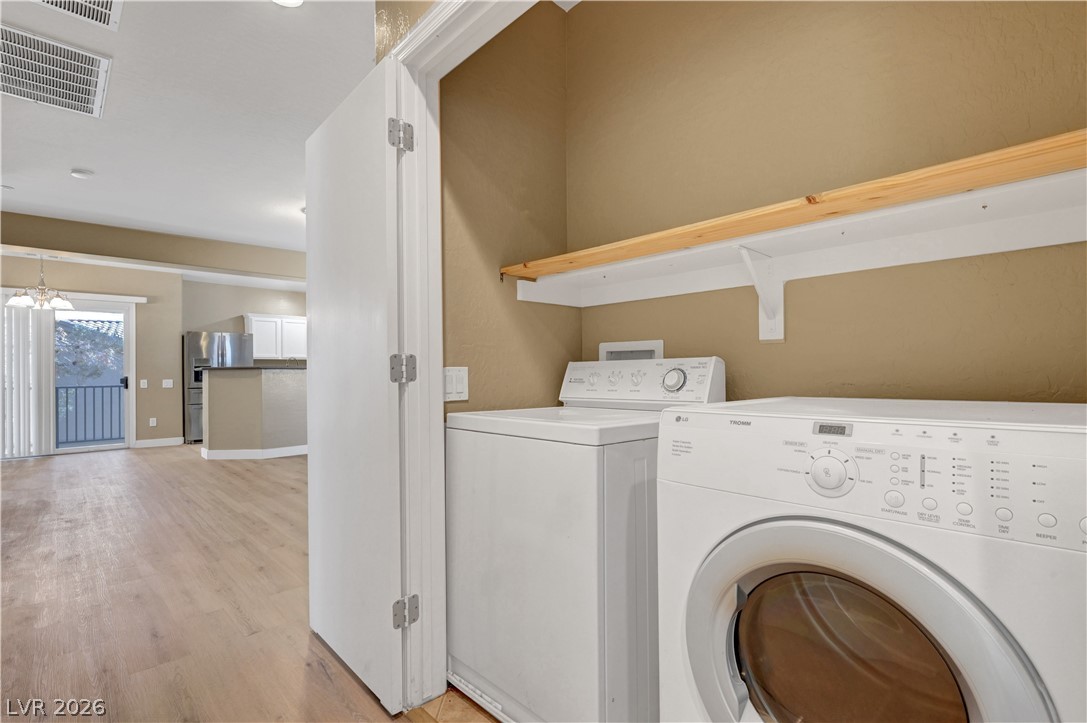 Photo 23 of 26, 4685 Apulia Drive #202