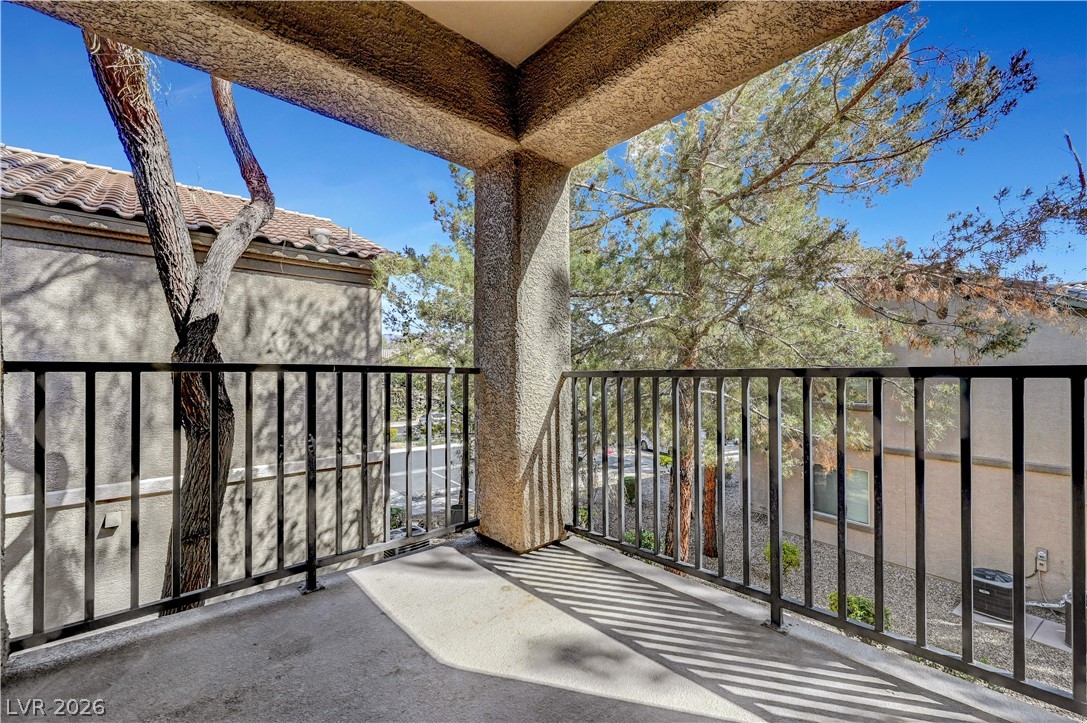 Photo 24 of 26, 4685 Apulia Drive #202