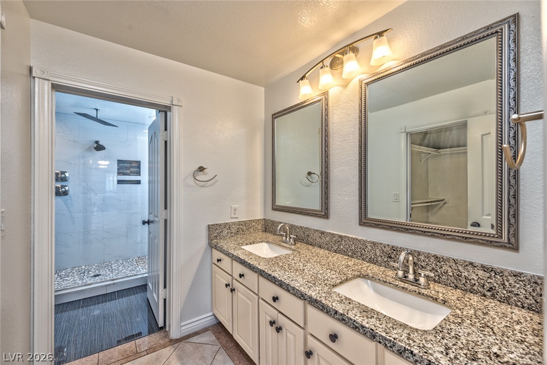 Photo 9 of 29, 5745 W Meranto Avenue