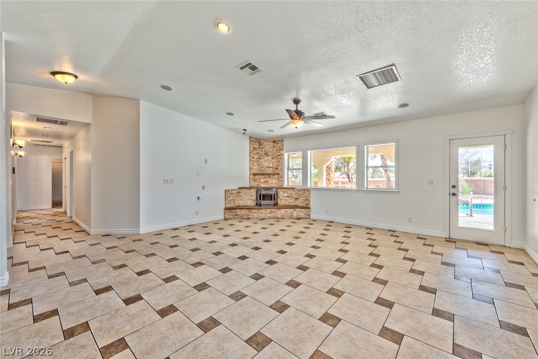 Photo 4 of 5745 W Meranto Avenue
