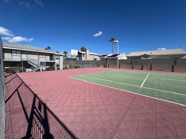 Photo 6 of 7, 2828 Aster Court #3