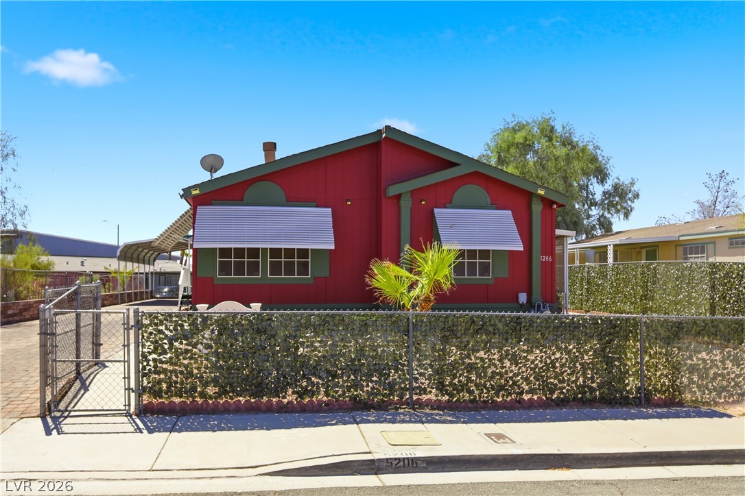 Photo 6 of 36, 5206 Nevada Avenue