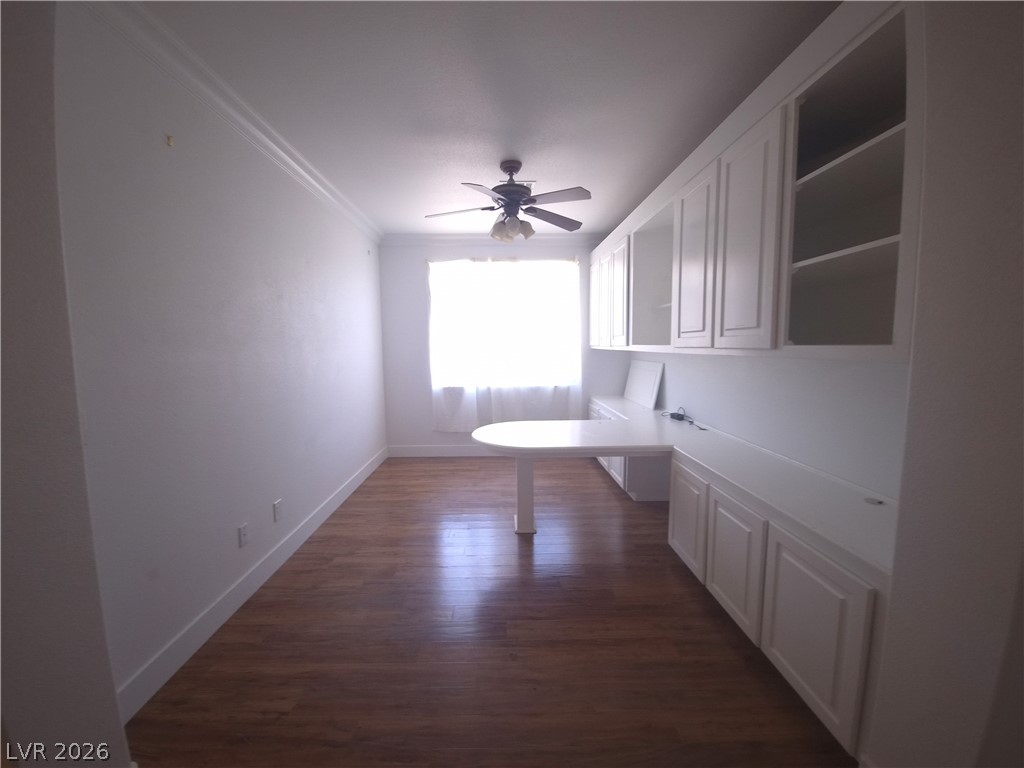 Photo 5 of 3937 E Chaffe Avenue