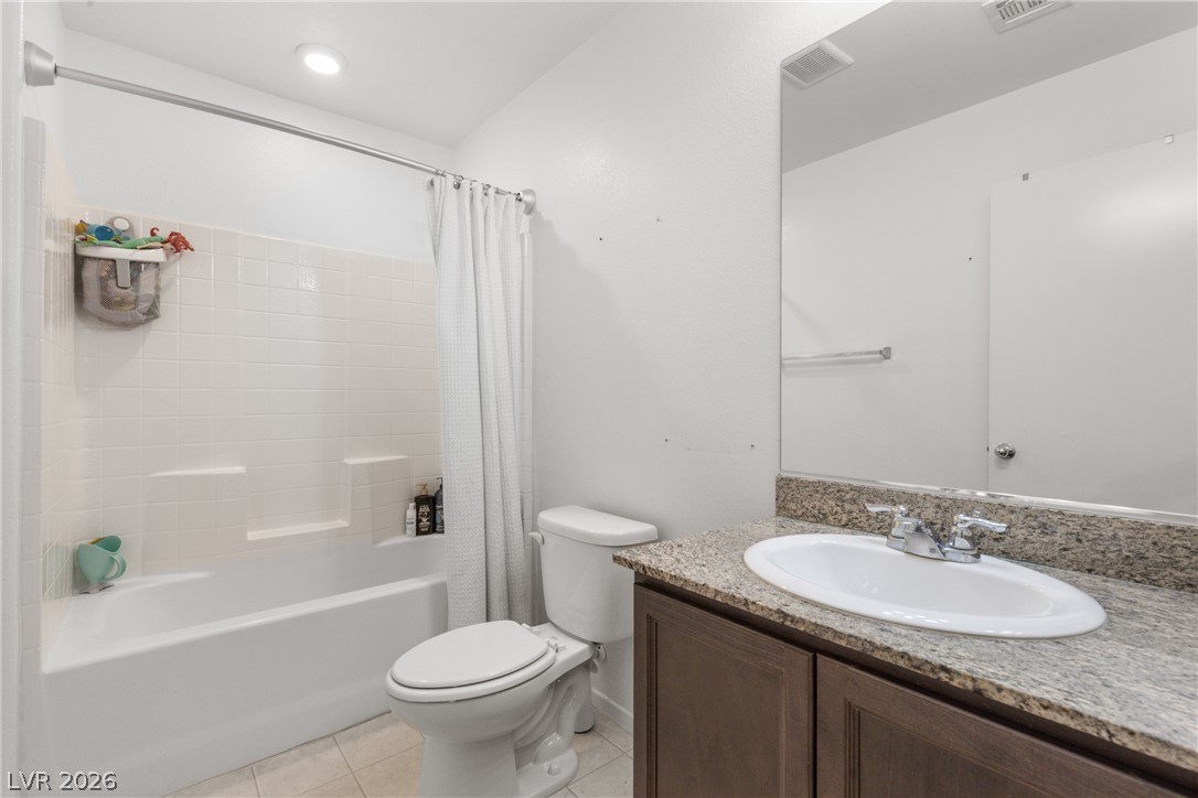 Photo 17 of 23, 4517 Woolcomber Street