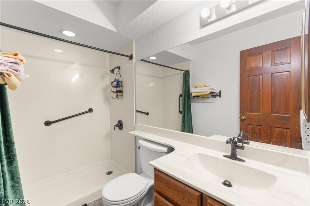 Photo 22 of 29, 1400 Santa Margarita Street #H