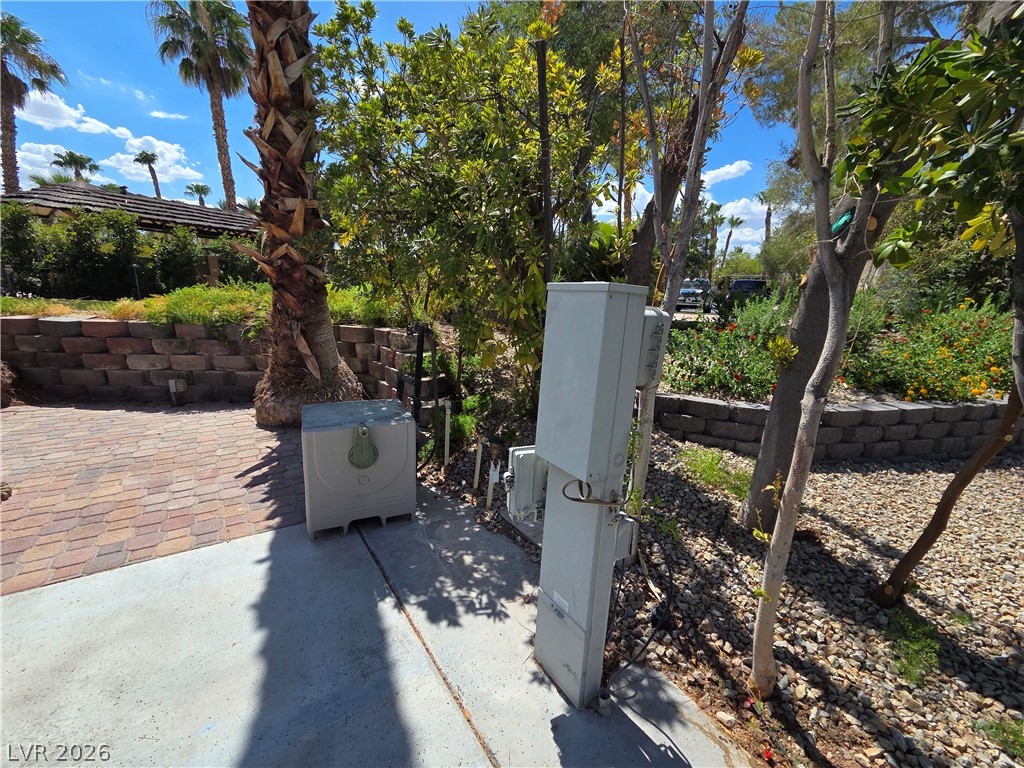 Photo 6 of 20, 8175 Arville Street #67