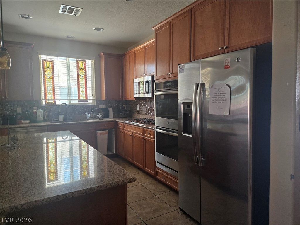 Photo 5 of 2804 Graceful Grove Avenue