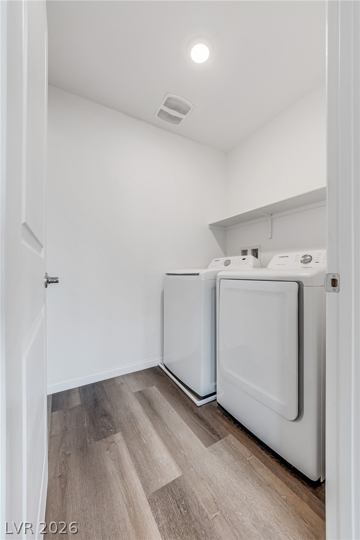 Photo 13 of 45, 2842 Azure Breeze Lane #2