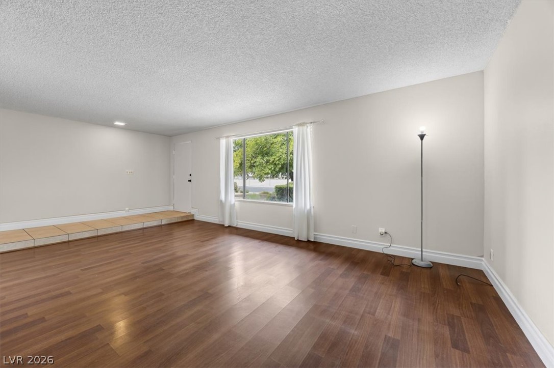 Photo 5 of 4669 Kelly Barry Way