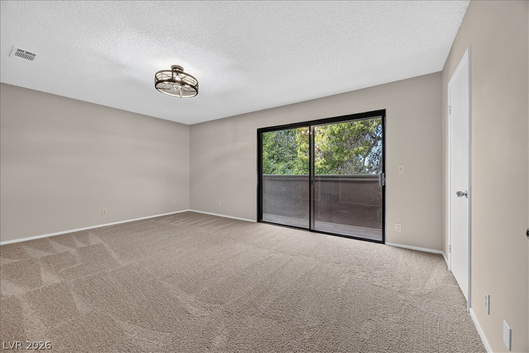Photo 17 of 37, 4669 Kelly Barry Way