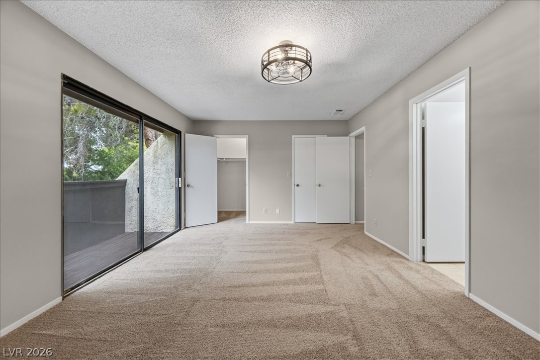 Photo 18 of 37, 4669 Kelly Barry Way