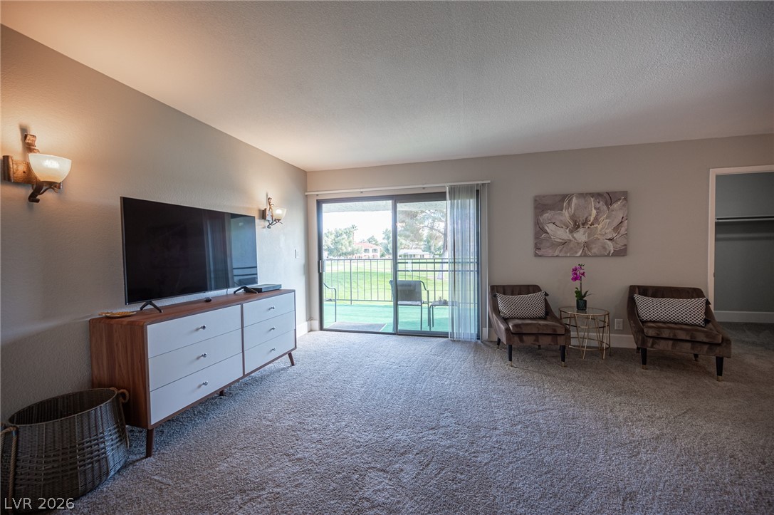 Photo 42 of 60, 915 Vegas Valley Drive #4