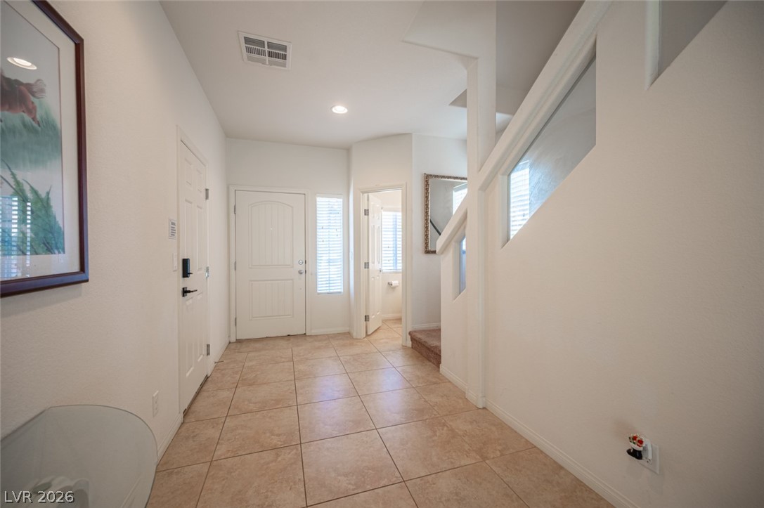 Photo 2 of 5167 Bootlegger Avenue