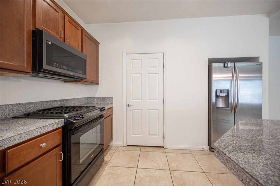 Photo 13 of 47, 5167 Bootlegger Avenue