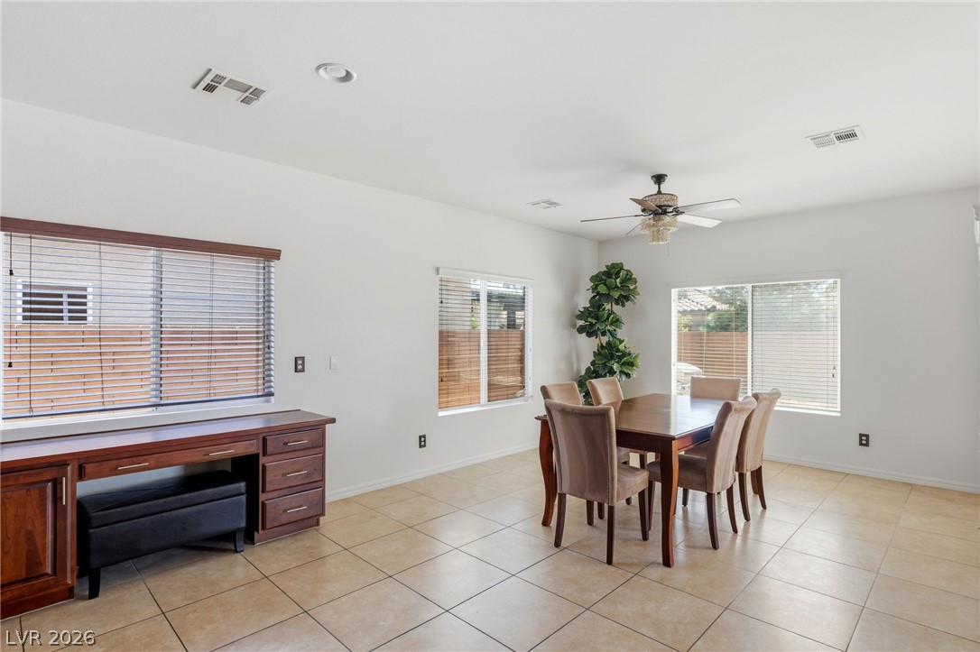 Photo 17 of 44, 5903 McLennan Ranch Avenue