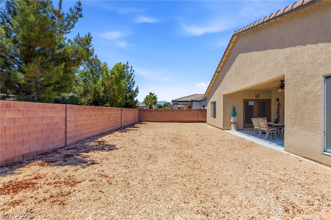 Photo 41 of 44, 5903 McLennan Ranch Avenue