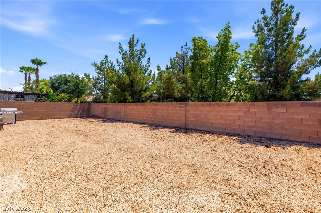 Photo 42 of 44, 5903 McLennan Ranch Avenue