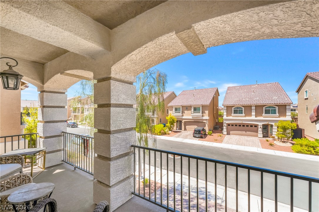 Photo 12 of 36, 5549 Knights Valley Court