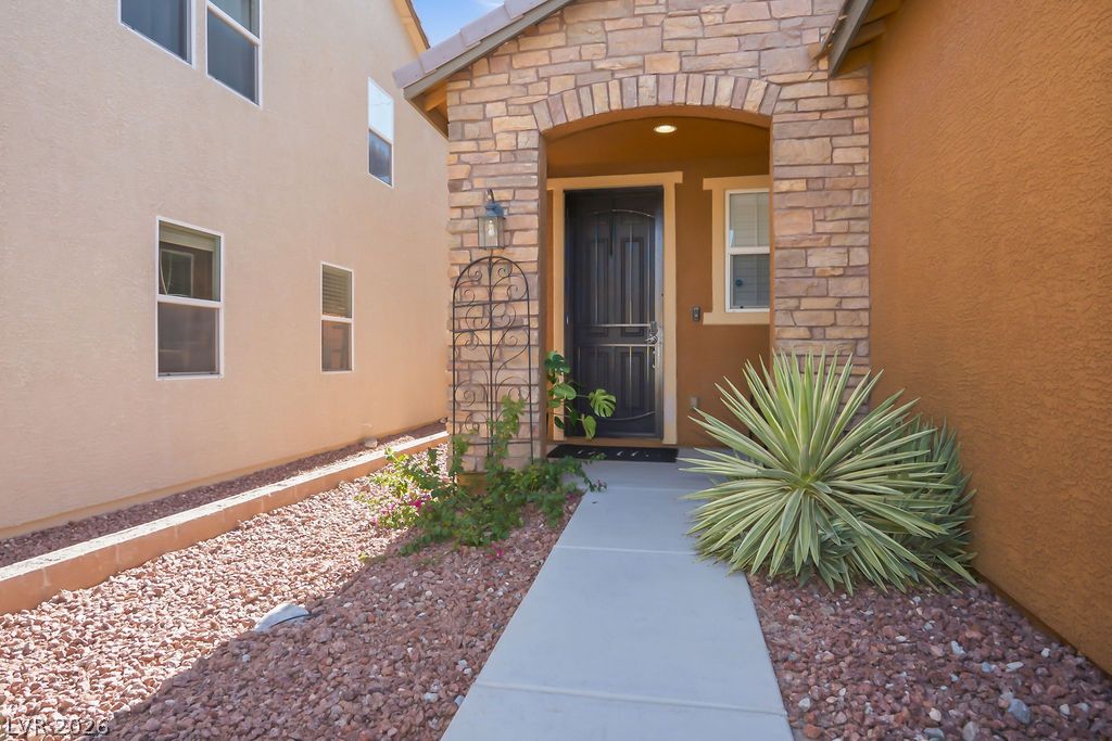 Photo 10 of 91, 7127 Elder Street