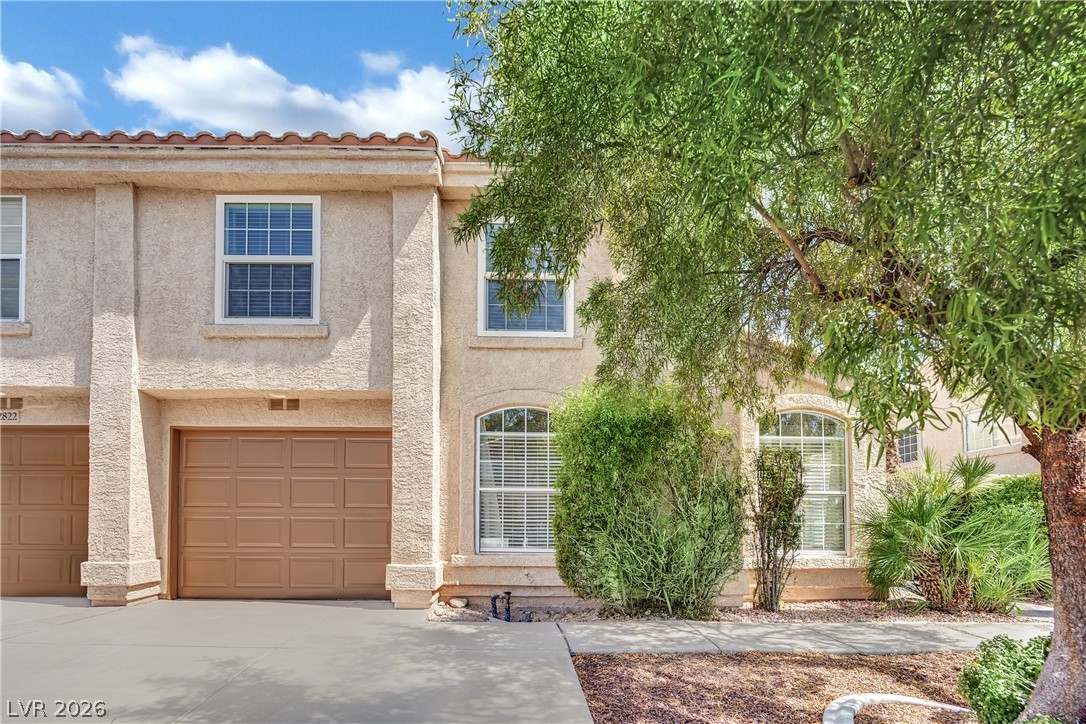 2820 Dawn Crossing Drive, Henderson 89074
