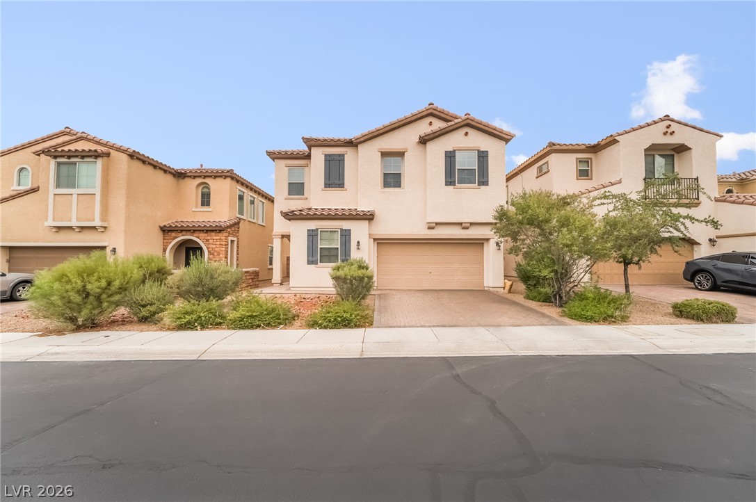 1104 Strada Cristallo, Henderson