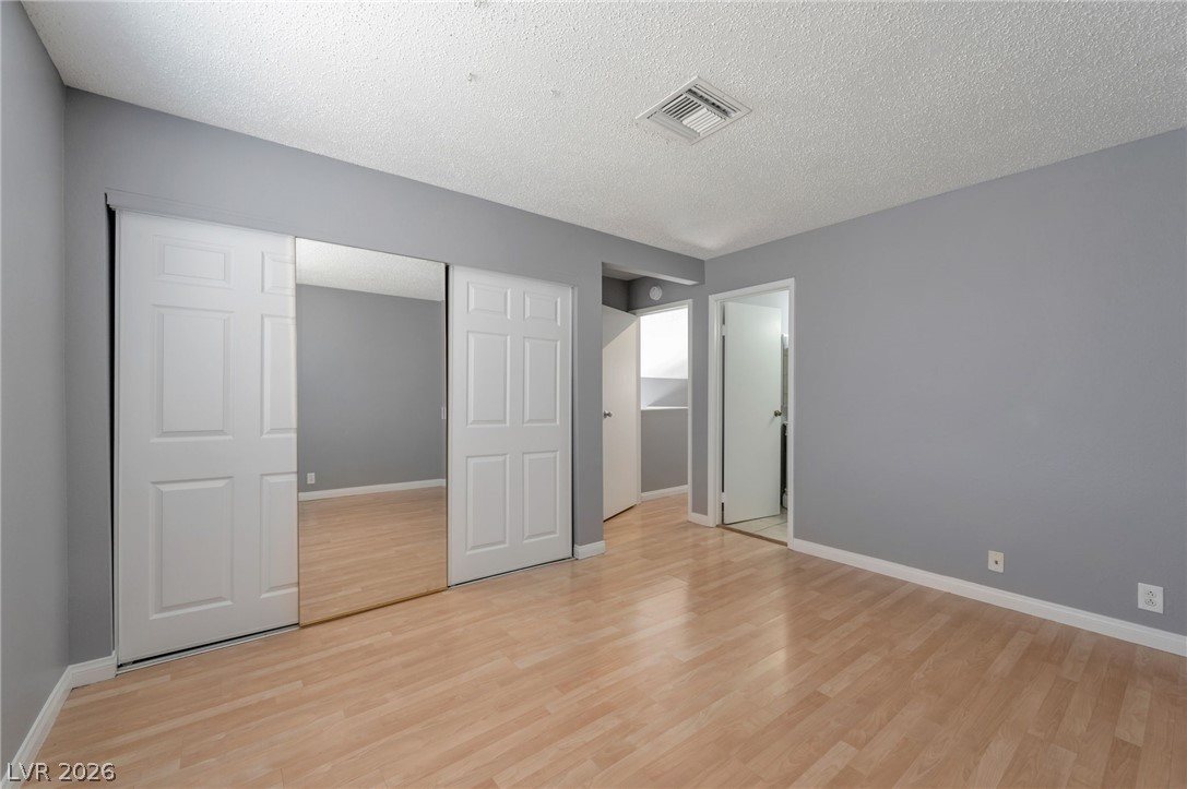 Photo 15 of 21, 3825 Summer Breeze Circle